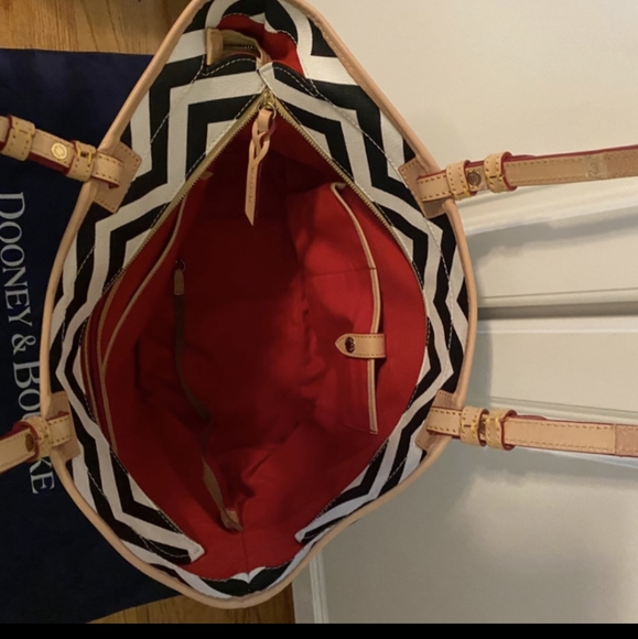 Brand New Dooney and Bourke - Picture 2 of 2